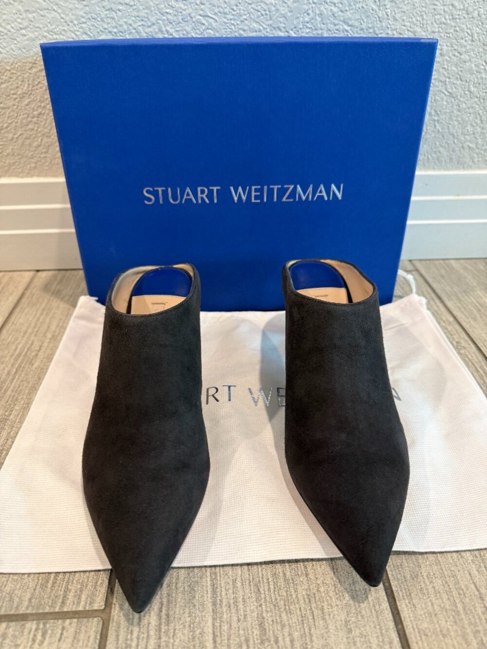 Stuart Weitzman ASPHALT SUEDE Mules SIZE: 8 US